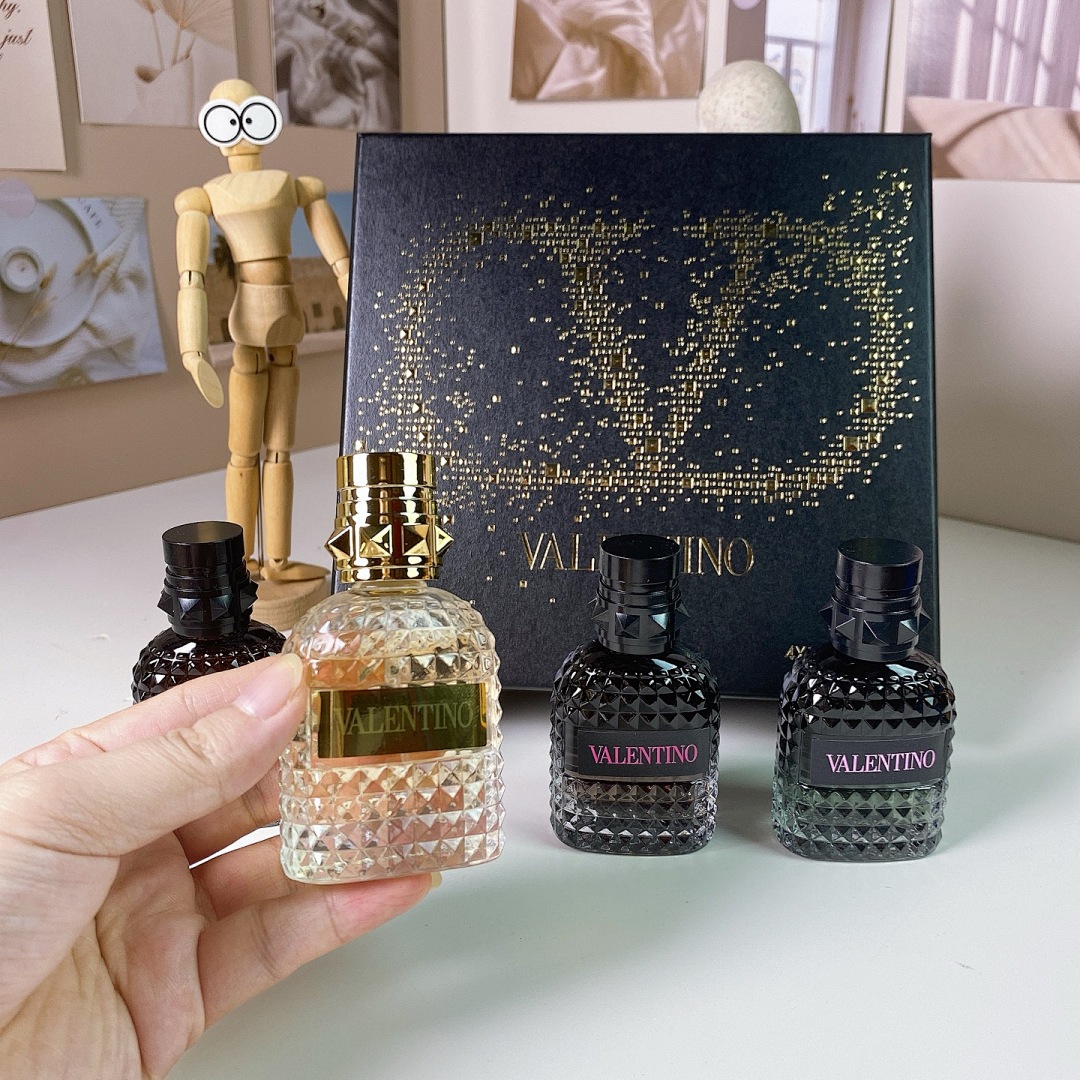 Valentino Born in Roma · 5595 — תמונה 6