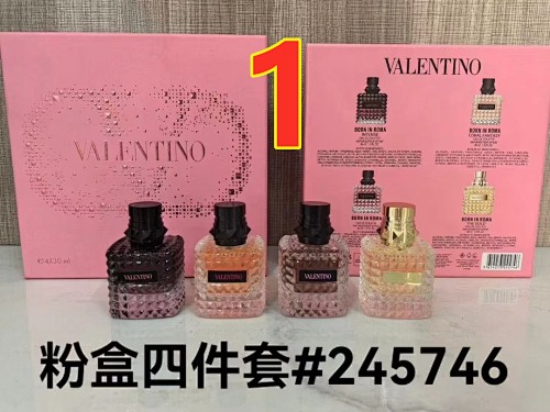 Valentino Born in Roma · 5595