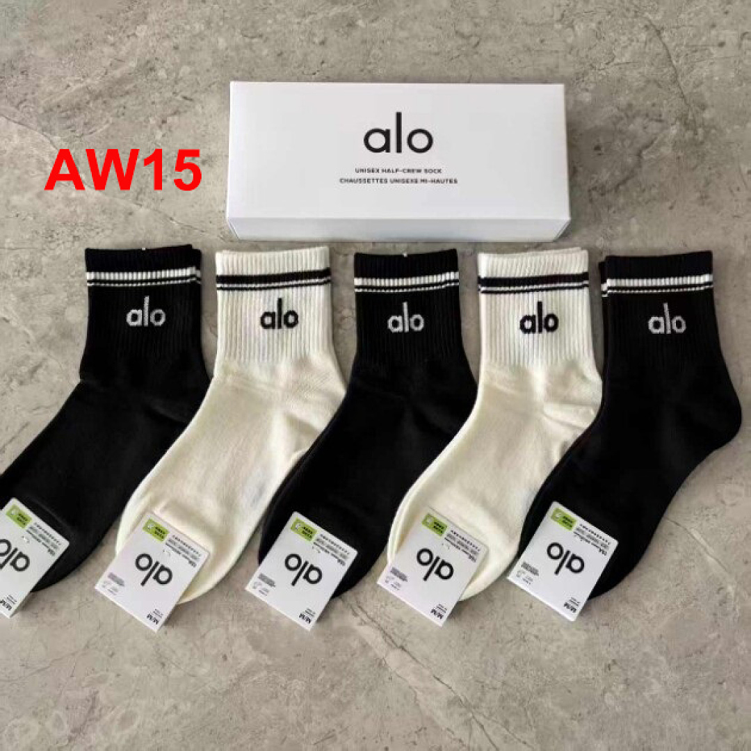 Alo Unisex Half-Crew Throwback Sock · A3224 — תמונה 15