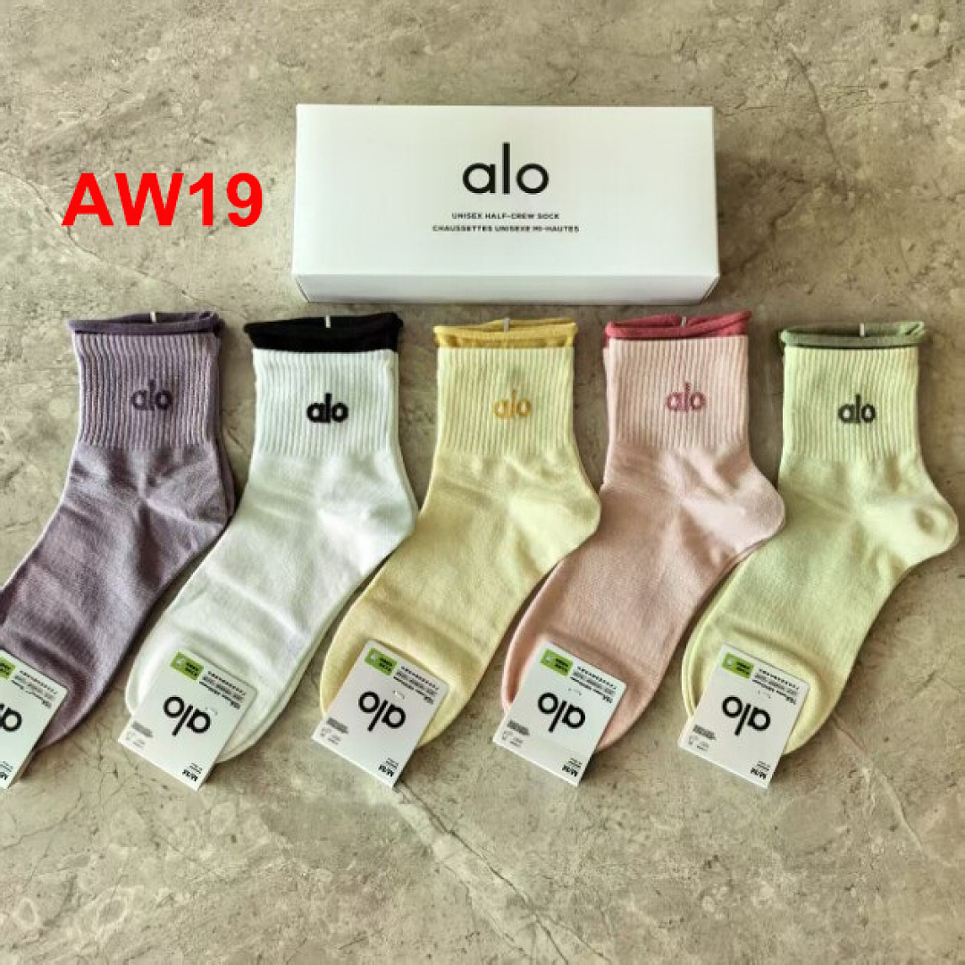 Alo Unisex Half-Crew Throwback Sock · A3224 — תמונה 11