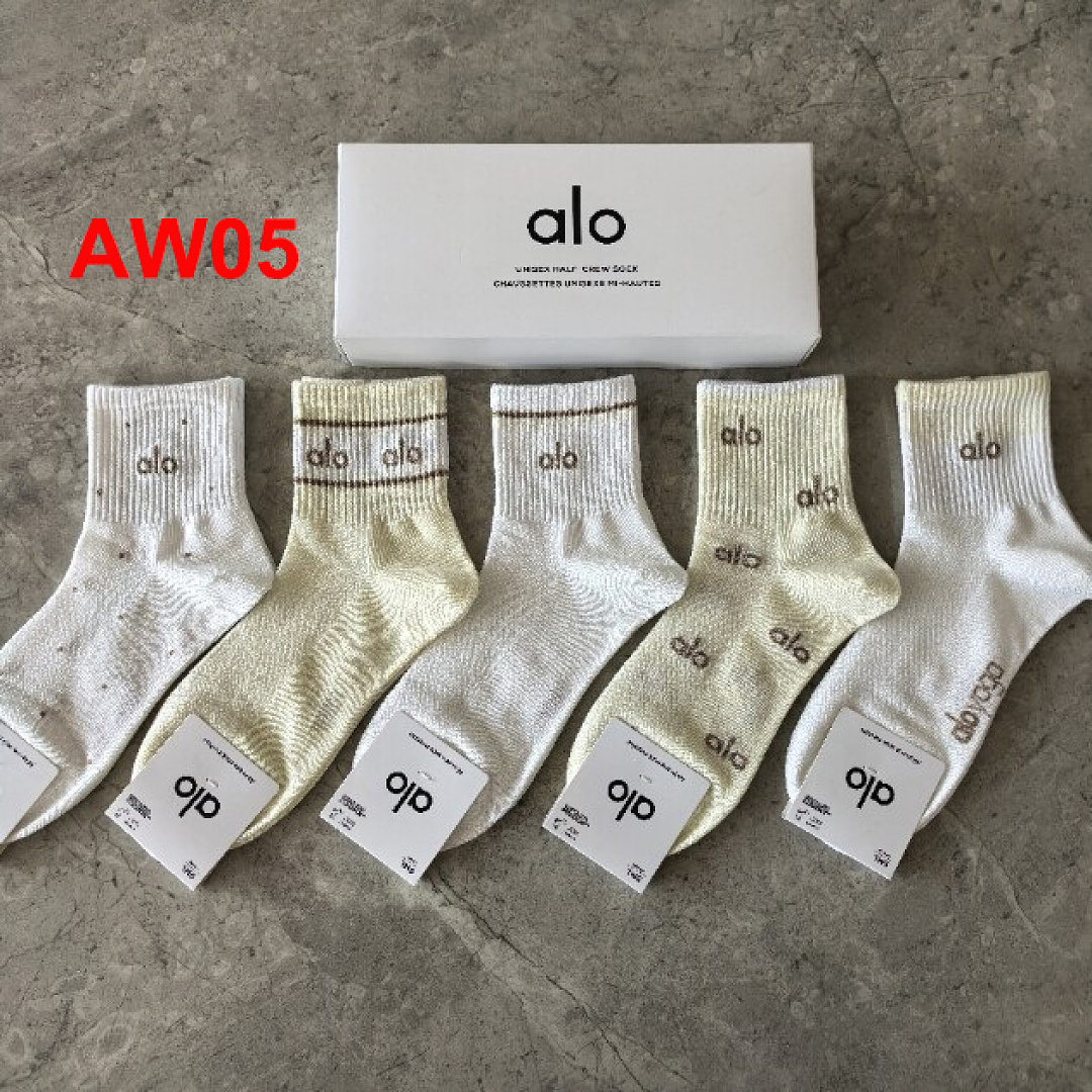 Alo Unisex Half-Crew Throwback Sock · A3224 — תמונה 24