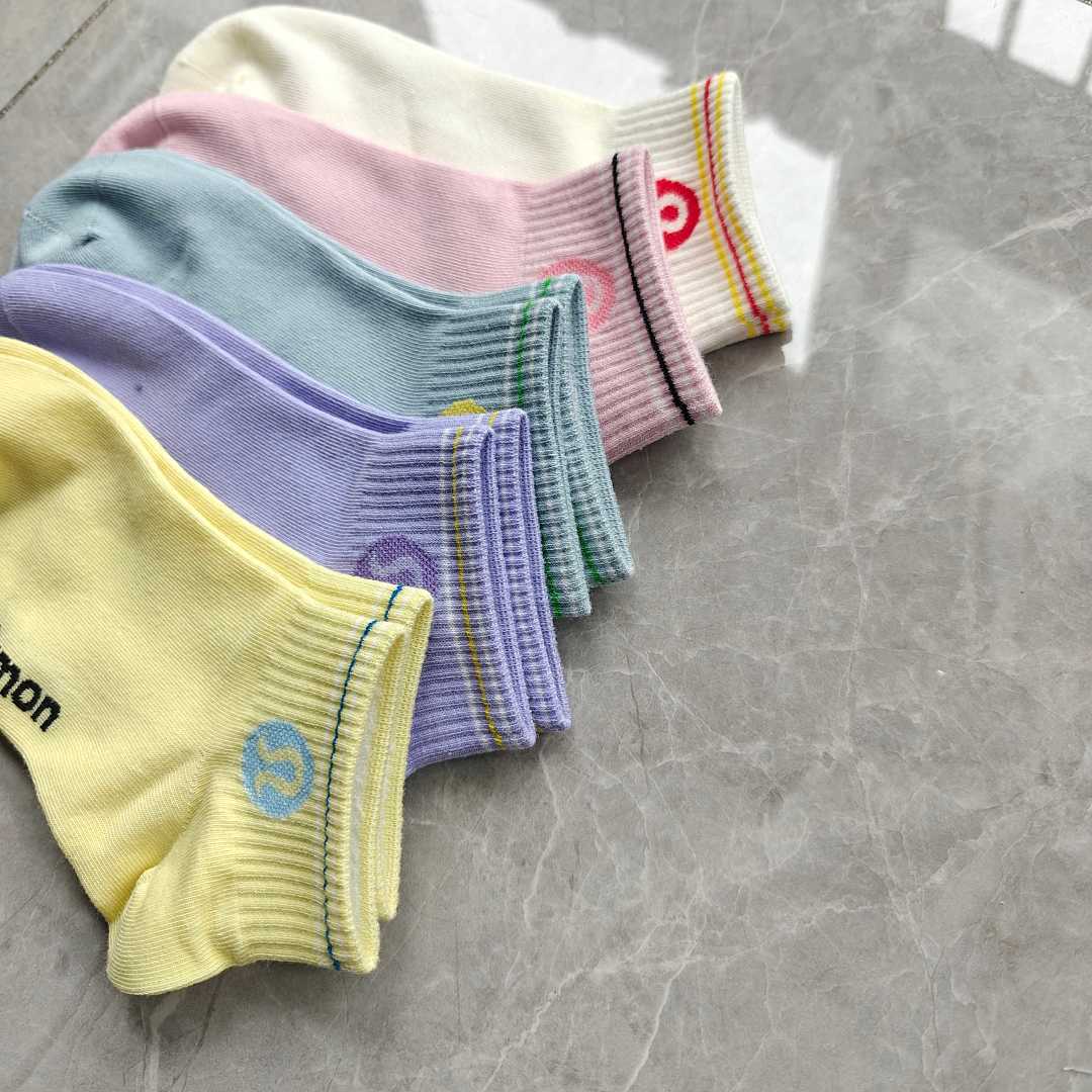 Lululemon Daily Essential Crew Socks · A3041 — תמונה 28