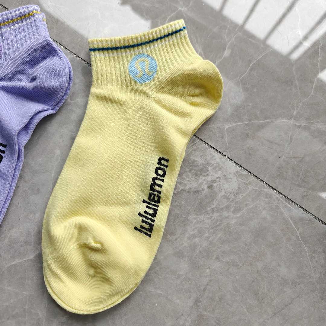 Lululemon Daily Essential Crew Socks · A3041 — תמונה 9