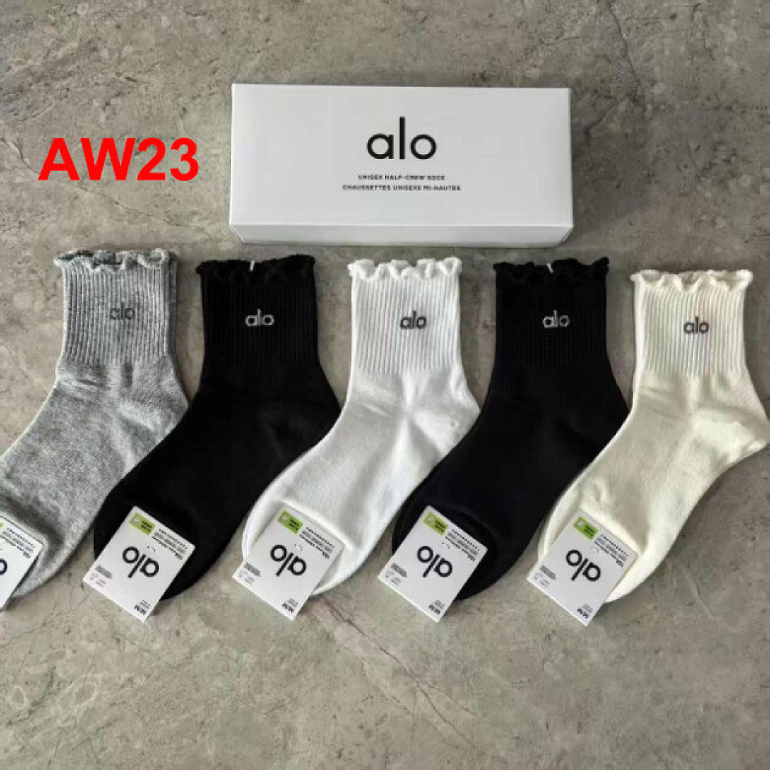 Alo Unisex Half-Crew Throwback Sock · A3224 — תמונה 8