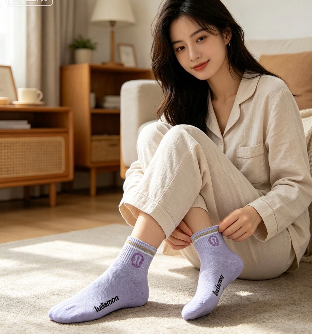 Lululemon Daily Essential Crew Socks · A3041 — תמונה 14