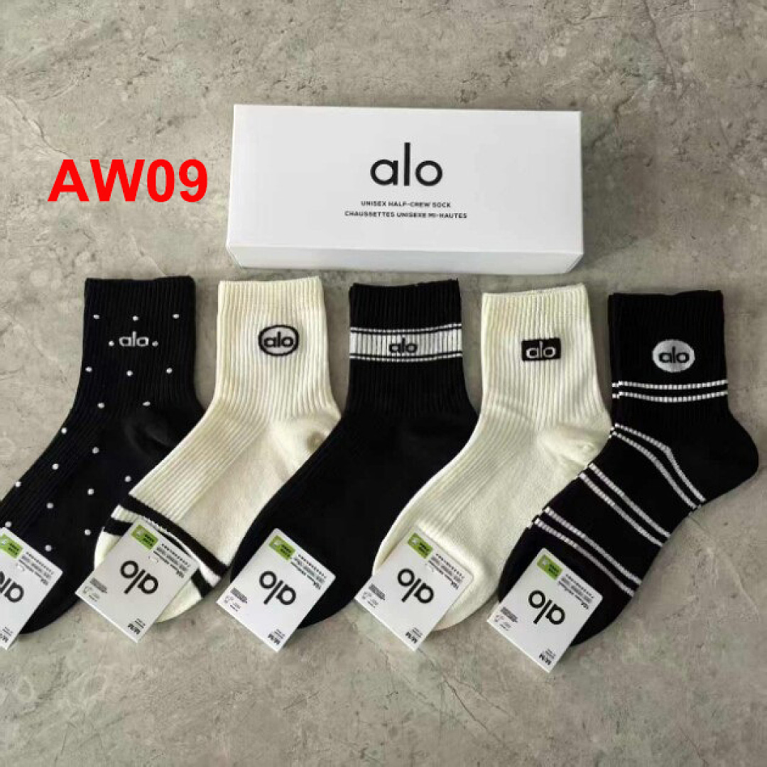 Alo Unisex Half-Crew Throwback Sock · A3224 — תמונה 20