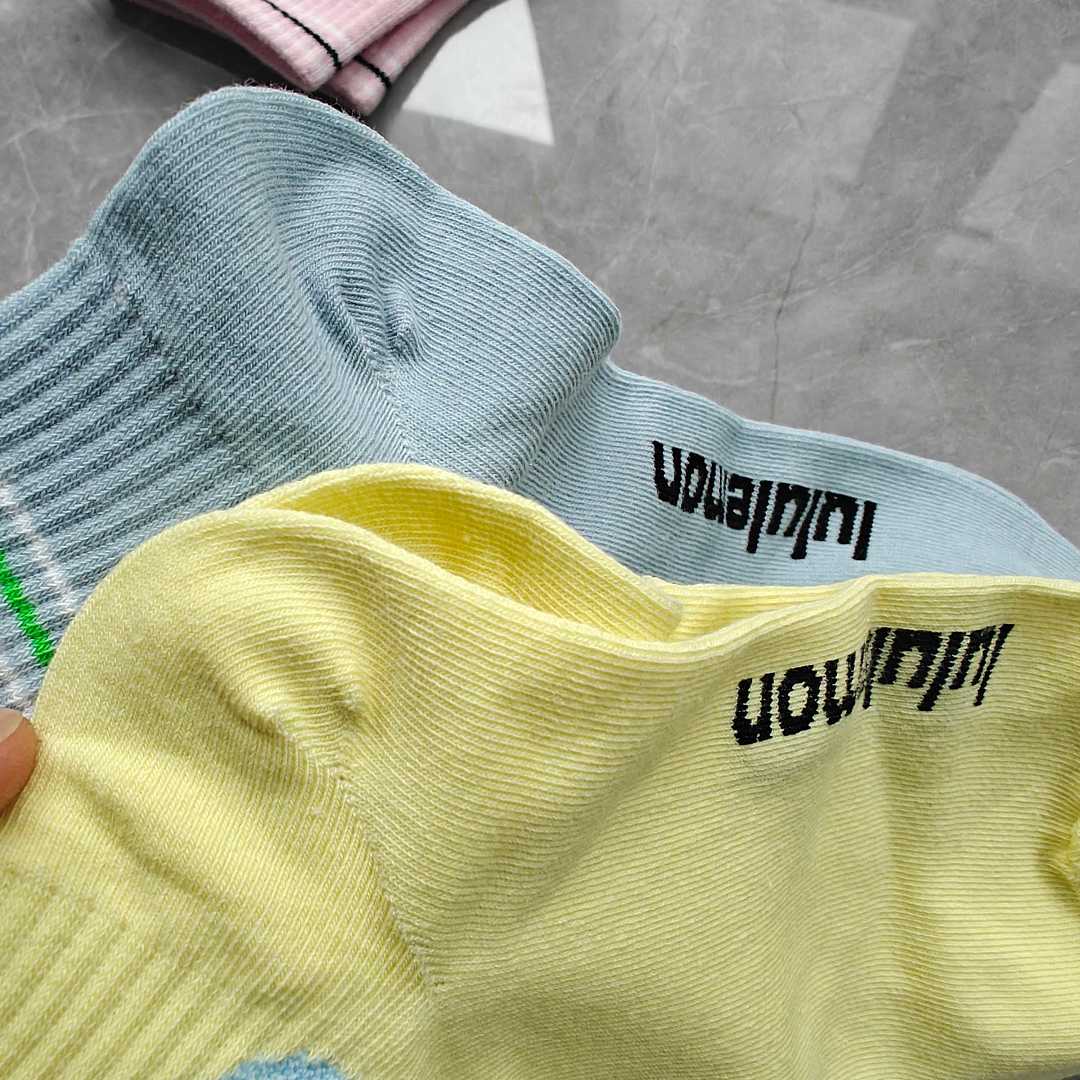 Lululemon Daily Essential Crew Socks · A3041 — תמונה 25
