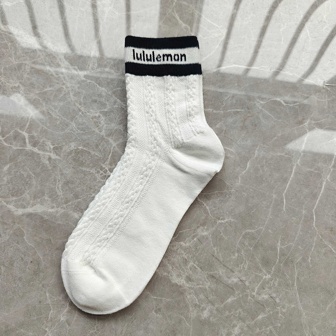 Lululemon Cable-Knit Quarter Socks · A3031 — תמונה 6