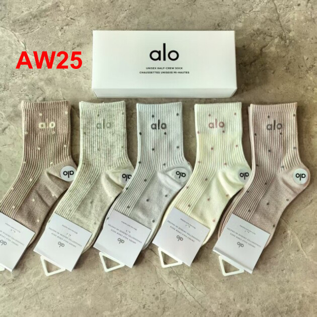 Alo Unisex Half-Crew Throwback Sock · A3224 — תמונה 6