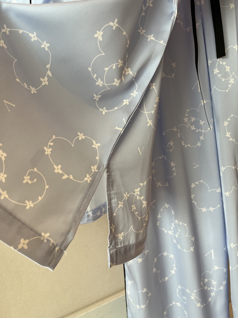 Victoria's Secret Signature Satin Short Pajama Set · A3061 — תמונה 8