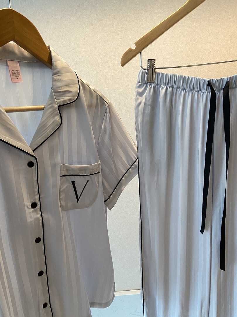Victoria's Secret Signature Satin Short Pajama Set · A3061 — תמונה 19
