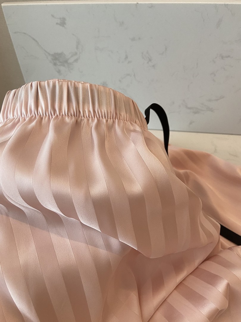 Victoria's Secret Signature Satin Short Pajama Set · A3061 — תמונה 22