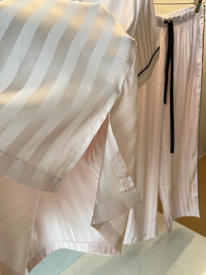 Victoria's Secret Signature Satin Short Pajama Set · A3061 — תמונה 26