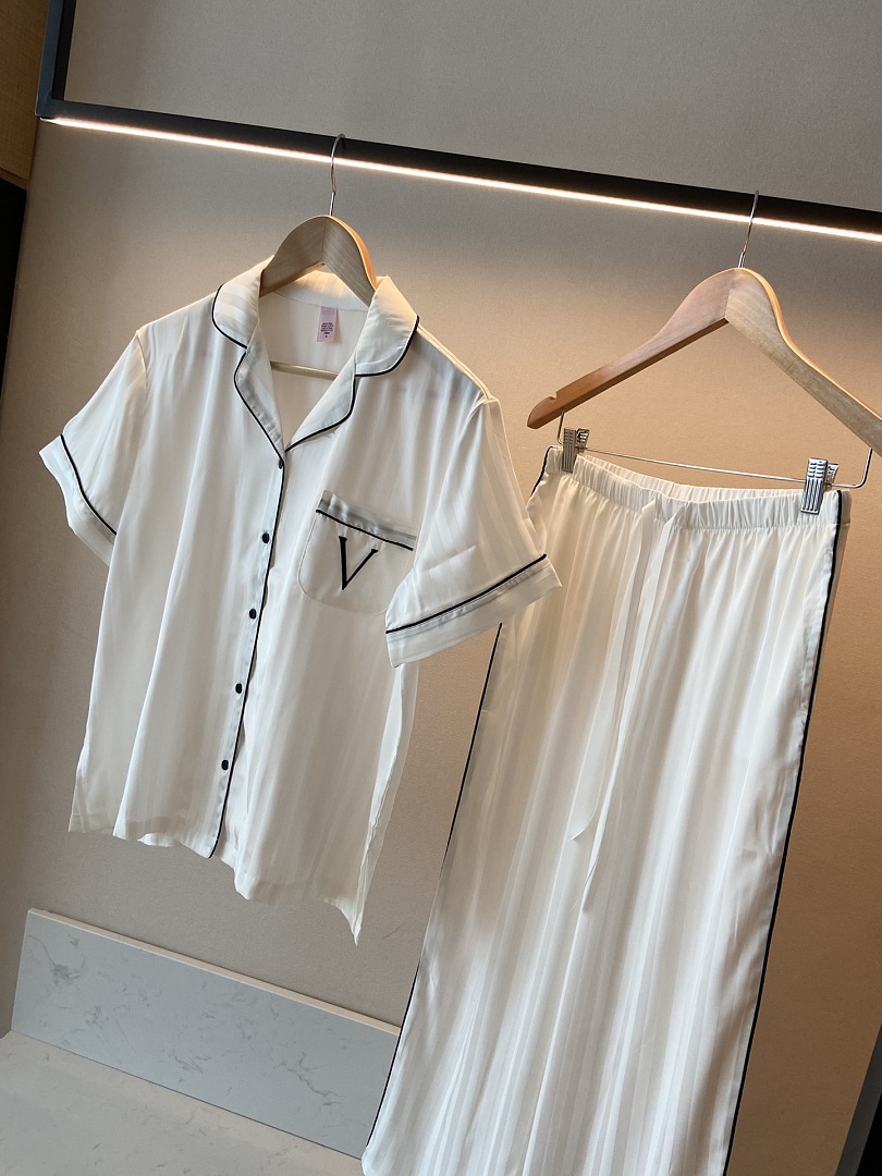 Victoria's Secret Signature Satin Short Pajama Set · A3061 — תמונה 56