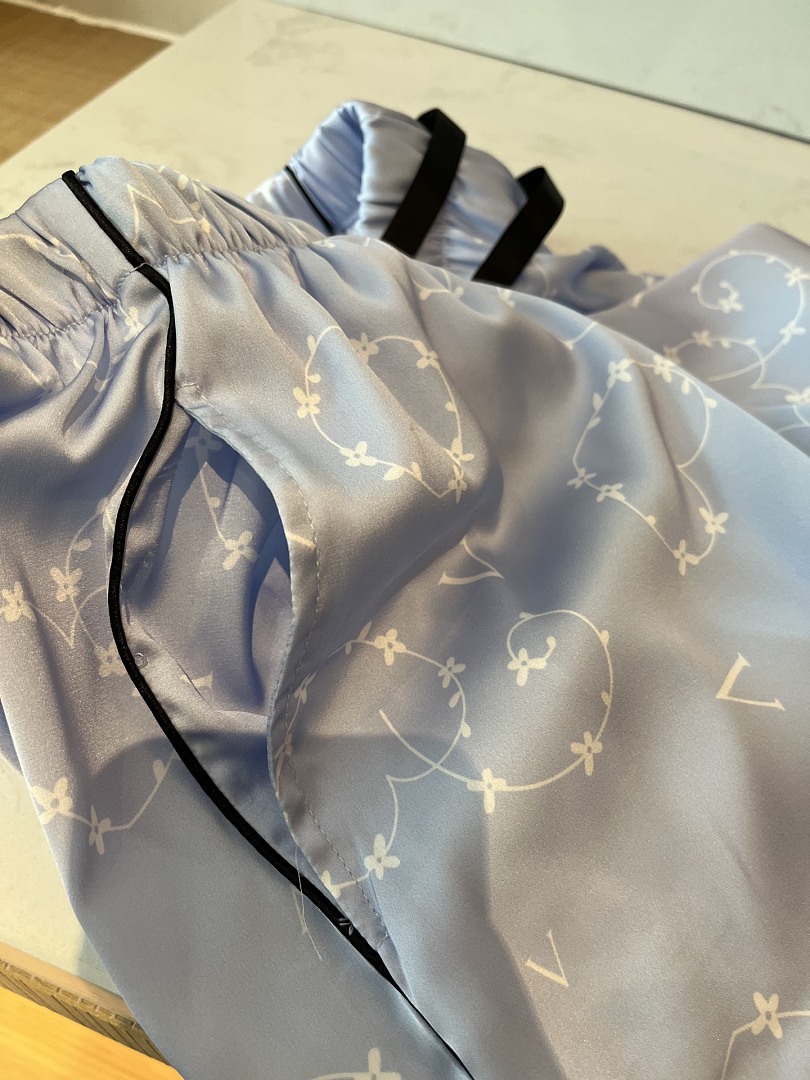 Victoria's Secret Signature Satin Short Pajama Set · A3061 — תמונה 5