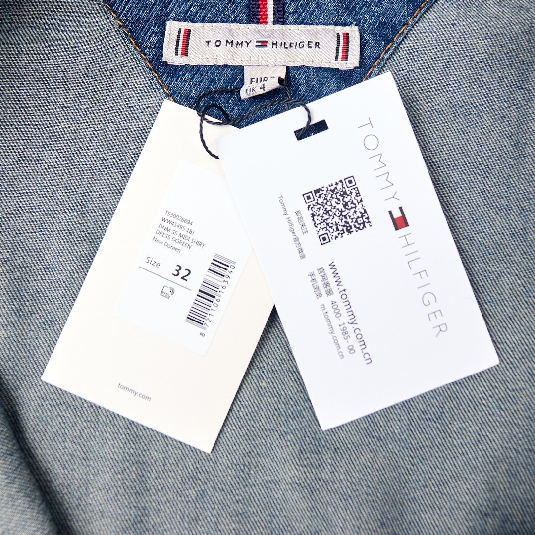 Tommy Hilfiger — שמלת ג'ינס · A3413 — תמונה 2