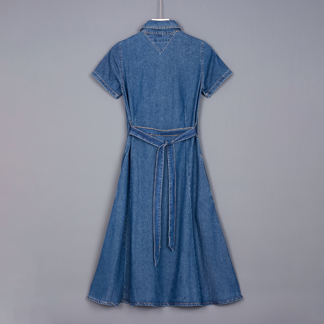 Tommy Hilfiger — שמלת ג'ינס · A3413 — תמונה 15